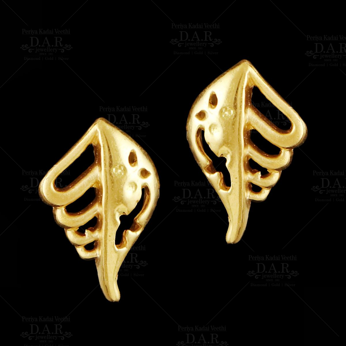 Aggregate 181+ gold nike earrings super hot