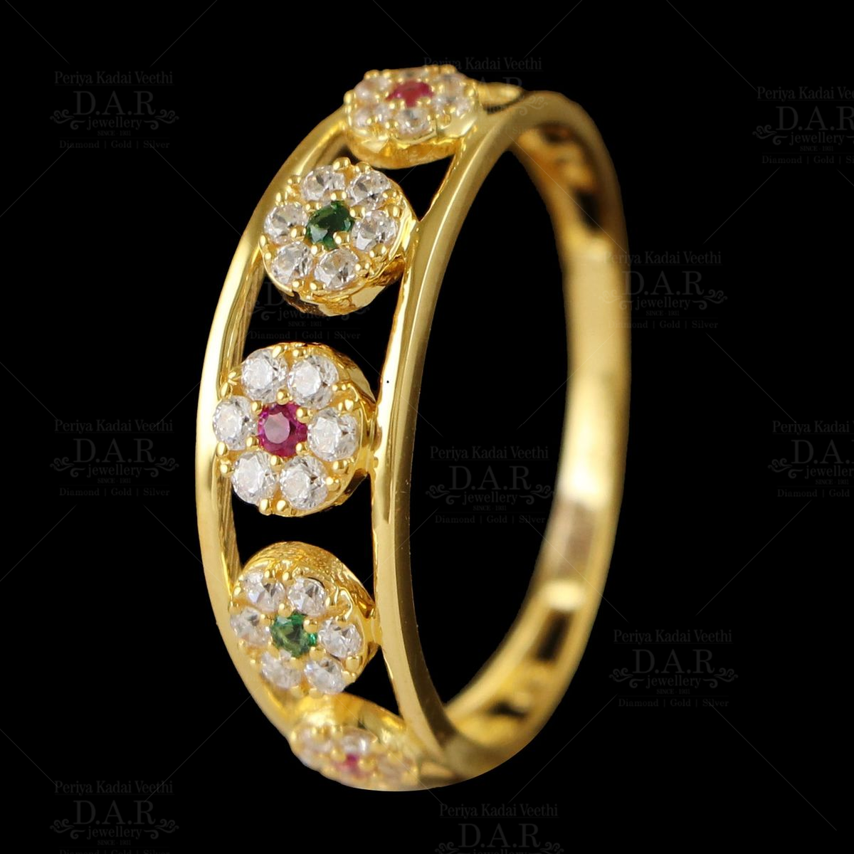 Ladies' 18ct White Gold 0.33ct Diamond Milgrain Wedding Ring