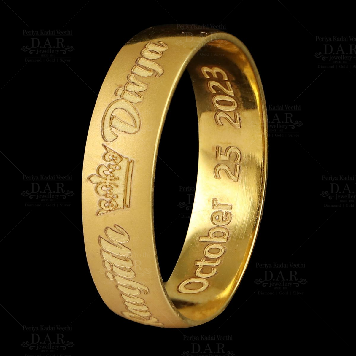 22 kt gold customized name ring