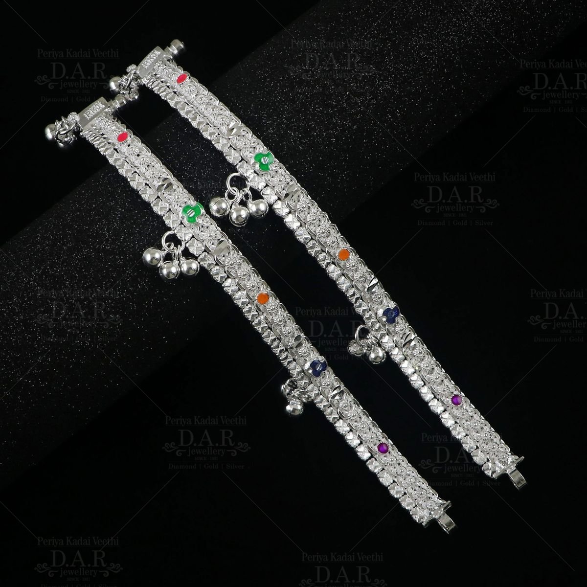 Joyalukkas sales silver 2025 leg chains