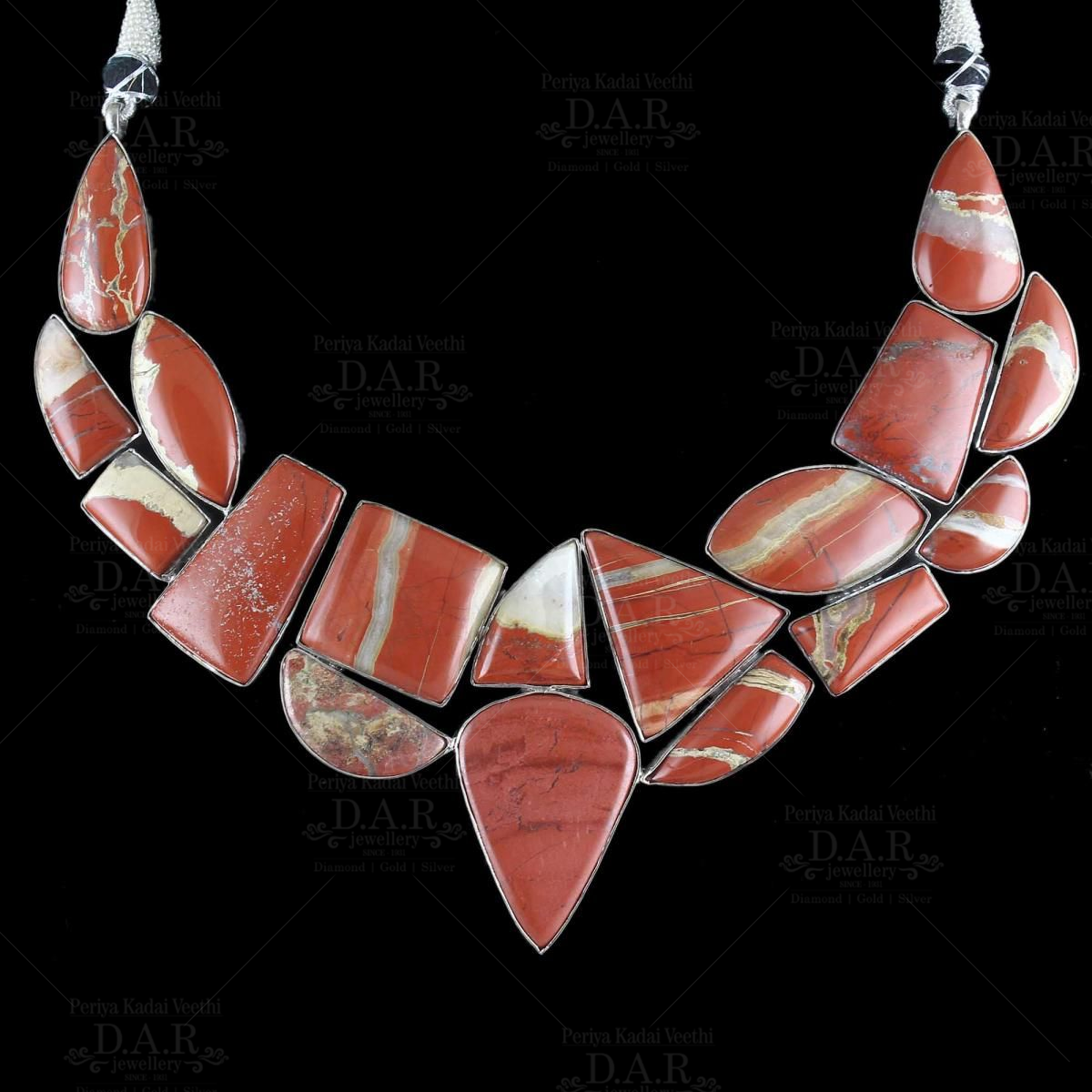 Red Jasper Healing Crystal Necklace With Calming Stone, Gold Plated Bail,  Strong Protection, And Root Chakra For Spiritual Emotional Healing From  Emhuiling, $41.19 | DHgate.Com