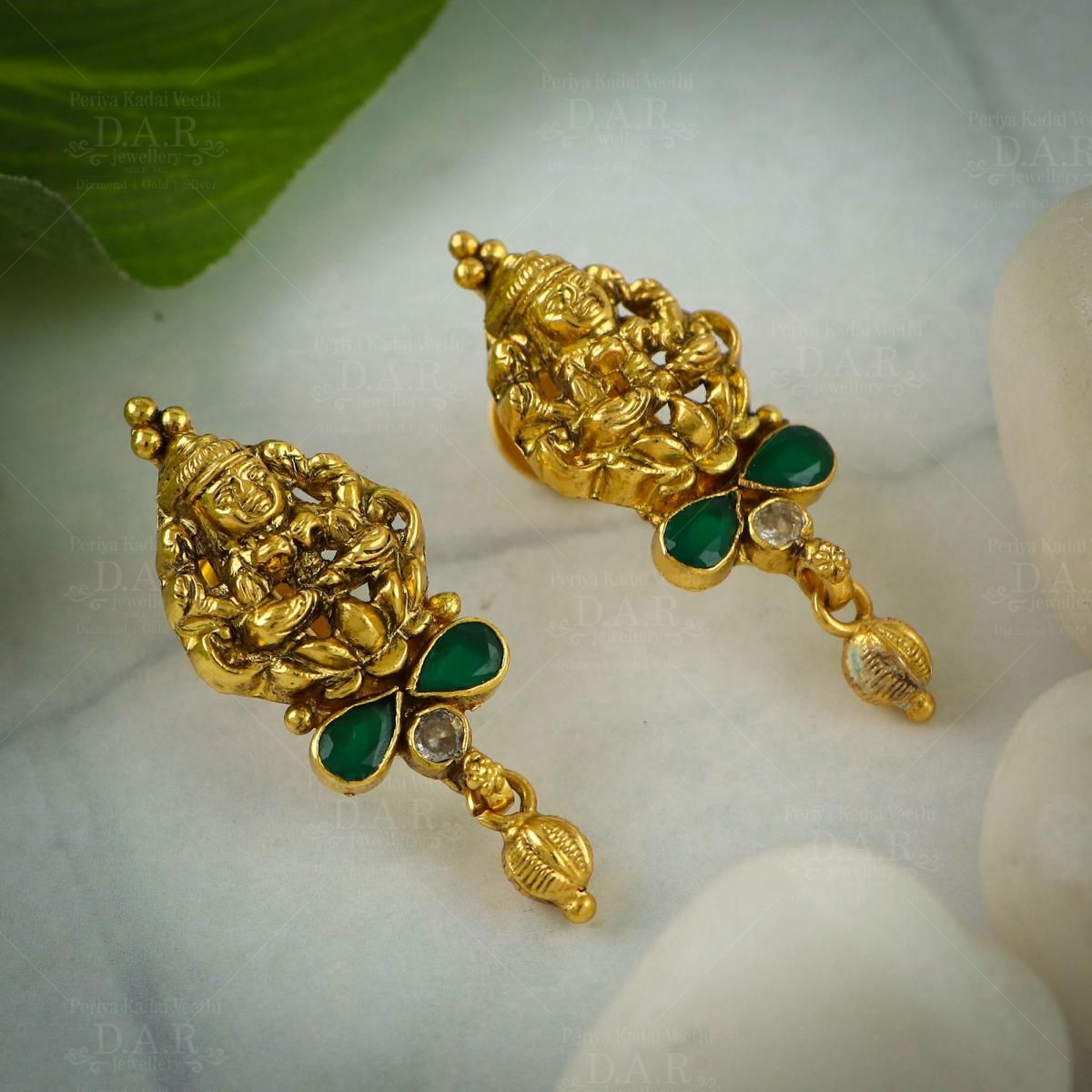Buy Antique Gold Finished Goddess Lakshmi Stud Earrings / Temple Earrings/ Lakshmi  Earrings / Party Wear Earrings / Bollywood Earrings Online in India - Etsy